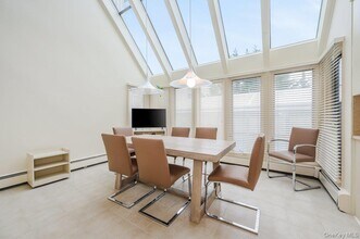 40 Cayuga Ave in Atlantic Beach, NY - Building Photo - Building Photo