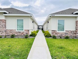 1019 N Clarence Ave in Edinburg, TX - Building Photo