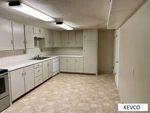 1017 Castlerock Dr in Fort Collins, CO - Building Photo - Building Photo