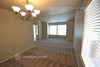 6740 NE 1st Pl in Renton, WA - Building Photo - Building Photo