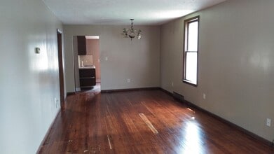 2048 N D St in Fremont, NE - Building Photo - Building Photo