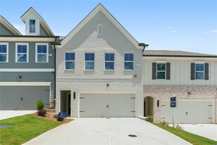 313 Niles Ct in Marietta, GA - Building Photo