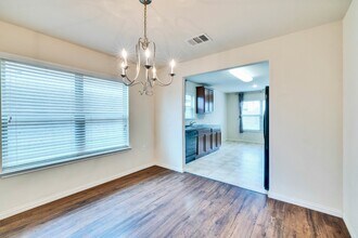 4220 Creede Dr in Austin, TX - Building Photo - Building Photo