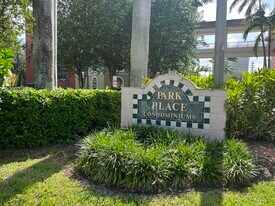 1640 Presidential Way in West Palm Beach, FL - Building Photo