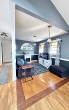 6 Cape Rd, Unit 2 in Amityville, NY - Building Photo - Building Photo