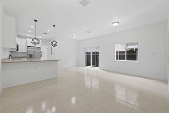 11238 SW 187th St in Miami, FL - Building Photo - Building Photo