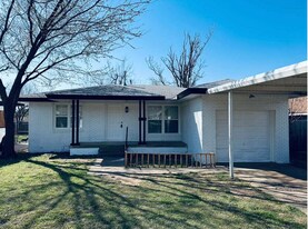 3932 NW 15th St in Oklahoma City, OK - Building Photo