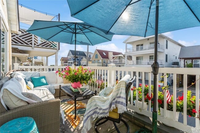 26 Illinois Ave in Long Beach, NY - Building Photo - Building Photo