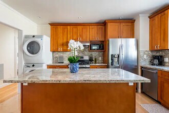 851 Ocean Ave in San Francisco, CA - Building Photo - Building Photo