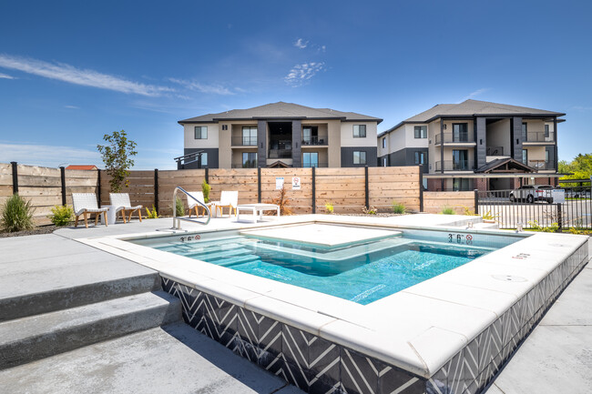 The Lofts on Broadway in Idaho Falls, ID - Building Photo - Building Photo