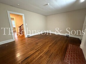 125 Rosedale Cir in Winston-Salem, NC - Building Photo - Building Photo