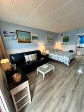 16 Tybrisa St in Tybee Island, GA - Building Photo - Building Photo