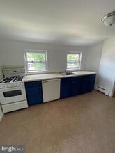 1300 W Kings Hwy in Haddon Heights, NJ - Building Photo - Building Photo