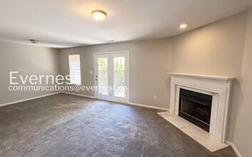 128 Rocky Ridge Dr in Helena, AL - Building Photo - Building Photo