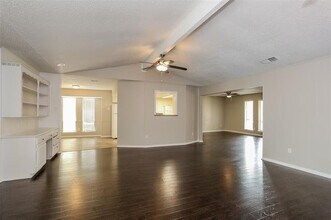 1108 Shadywood Ln in Desoto, TX - Building Photo - Building Photo