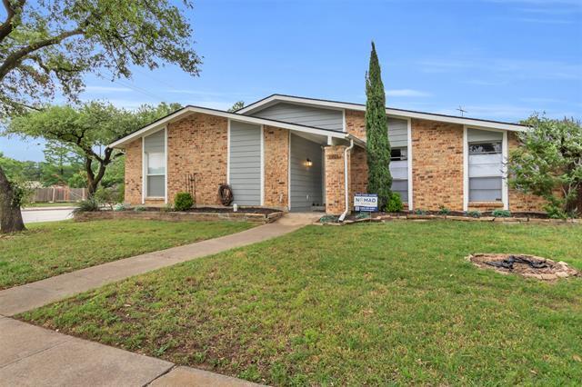 1901 Paxton Dr in Carrollton, TX - Building Photo - Building Photo