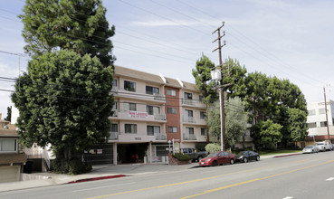 Magnolia View Apartments in Sherman Oaks, CA - Building Photo - Primary Photo