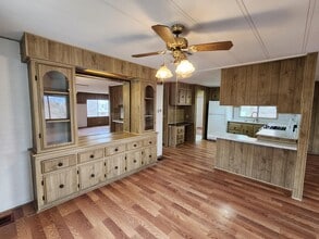 1111 Hardy Ln in Pahrump, NV - Building Photo - Building Photo