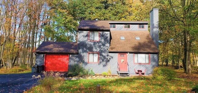 513 Sullivan Trail