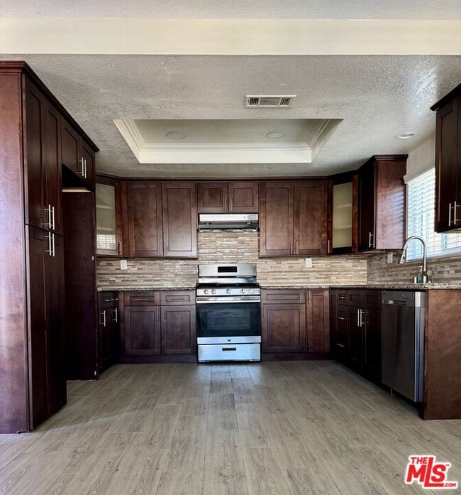 1616 W 206th St in Torrance, CA - Building Photo - Building Photo