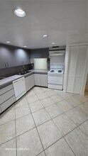 6611 Racquet Club Dr in Lauderhill, FL - Building Photo - Building Photo