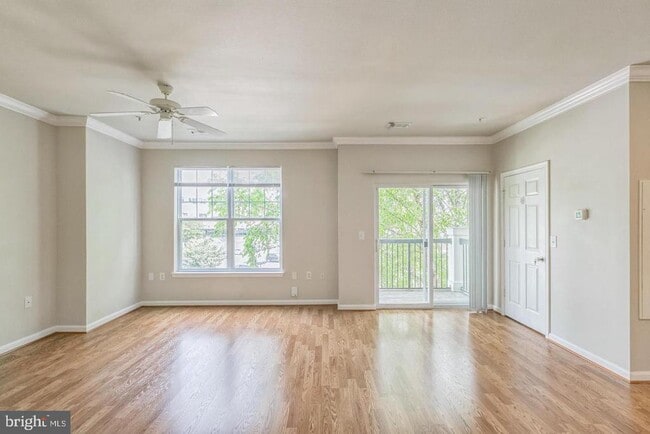 11377 Aristotle Dr in Fairfax, VA - Building Photo - Building Photo