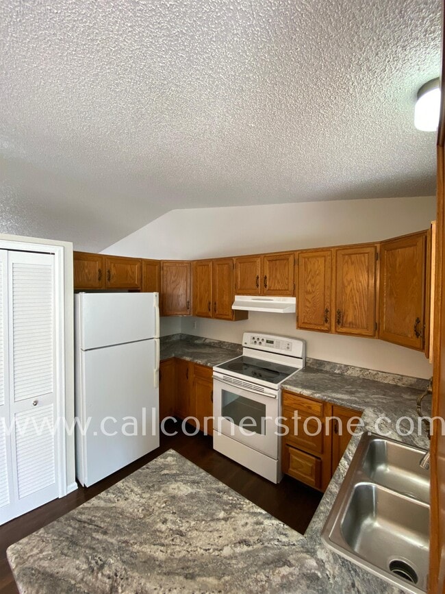3795 Valley View St in Colorado Springs, CO - Building Photo - Building Photo
