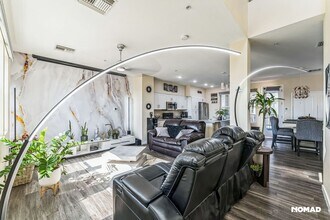 639 W Pepper Pl in Mesa, AZ - Building Photo - Building Photo