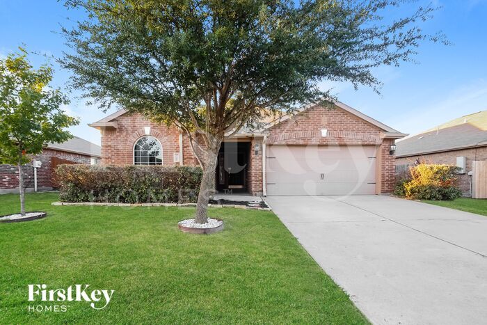 3300 Overstreet Ln in Royse City, TX - Building Photo