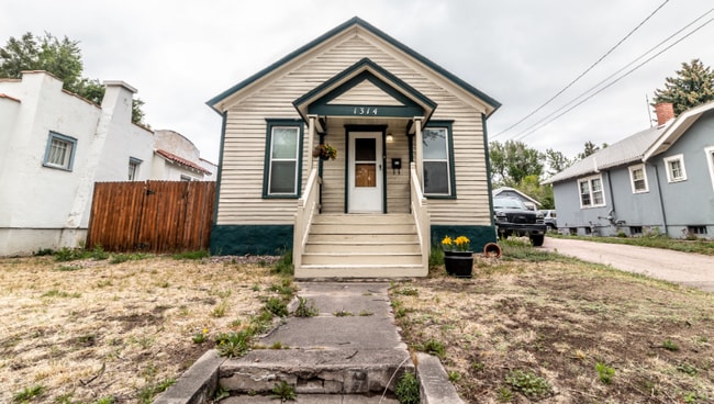 property at 1314 E Platte Ave