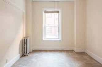 301 Newbury St, Unit 5 in Boston, MA - Building Photo - Building Photo