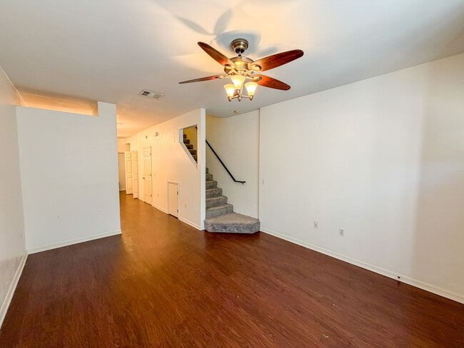 3521 SW 30th Way in Gainesville, FL - Building Photo - Building Photo
