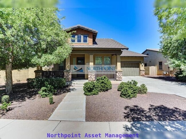 property at 4148 N Evergreen St