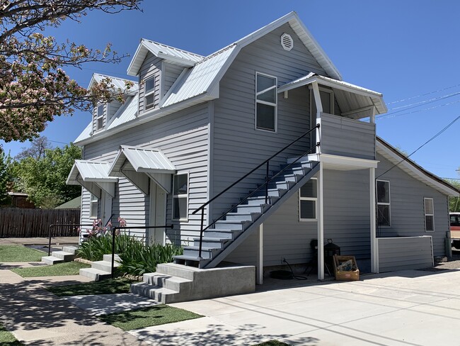 214 3rd St W, Unit 216 in Twin Falls, ID - Building Photo - Building Photo