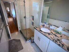 5444 Claybourne St in Pittsburgh, PA - Building Photo - Building Photo