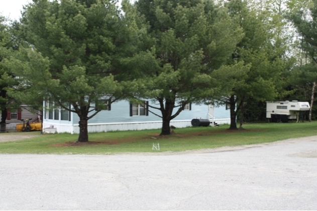 Warren Heights Mobile Home Park in Gardiner, ME - Building Photo - Building Photo