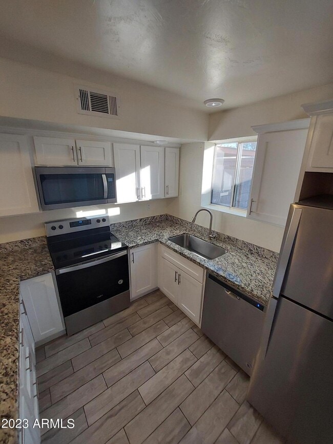 property at 6140 W Townley Ave