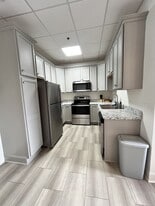 201 E Lafayette St in Jackson, TN - Building Photo