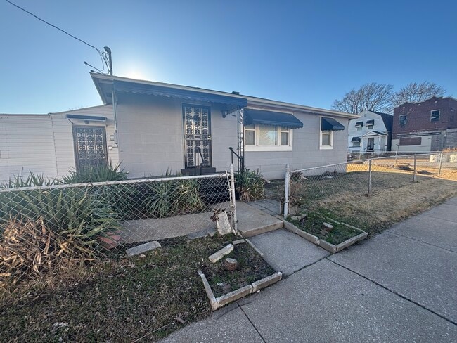 4966 Claxton Ave in St. Louis, MO - Foto de edificio - Building Photo