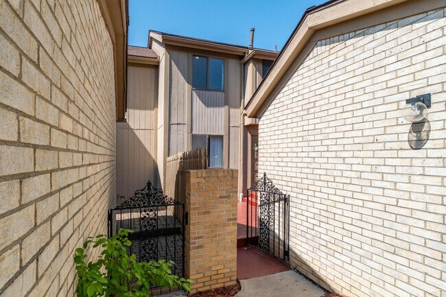 property at 5188 Richard Run W