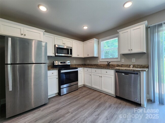 property at 2210 Brookview Ave