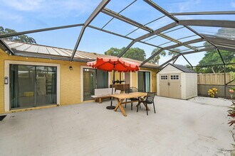 5805 Golden Eagle Cir in Palm Beach Gardens, FL - Building Photo - Building Photo