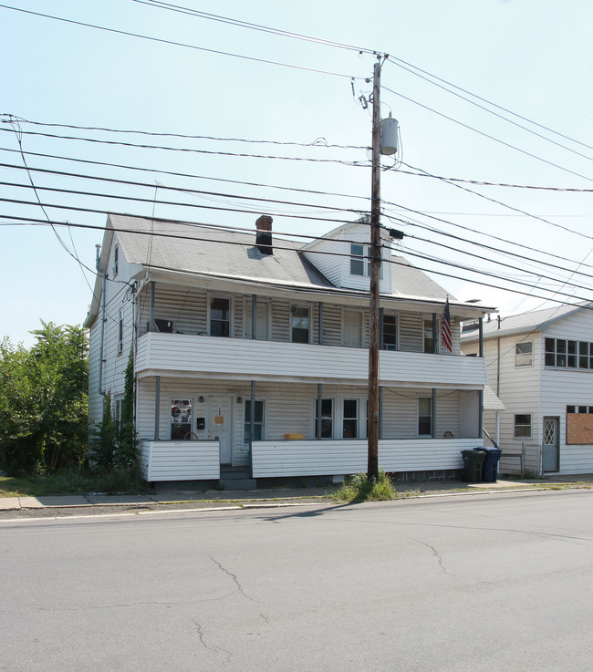 109 Saratoga St in Cohoes, NY - Building Photo - Building Photo