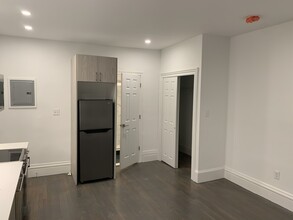 226 Newbury St, Unit 3R in Boston, MA - Building Photo - Building Photo