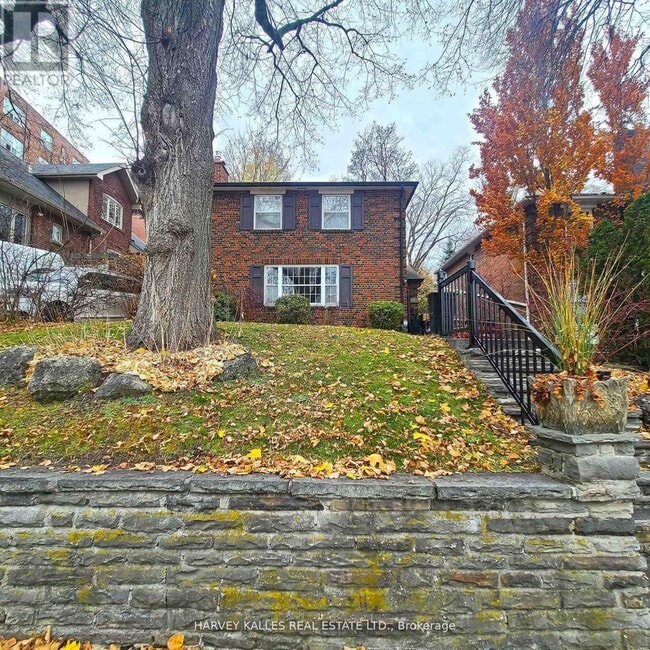 property at 4 Mayfair Ave