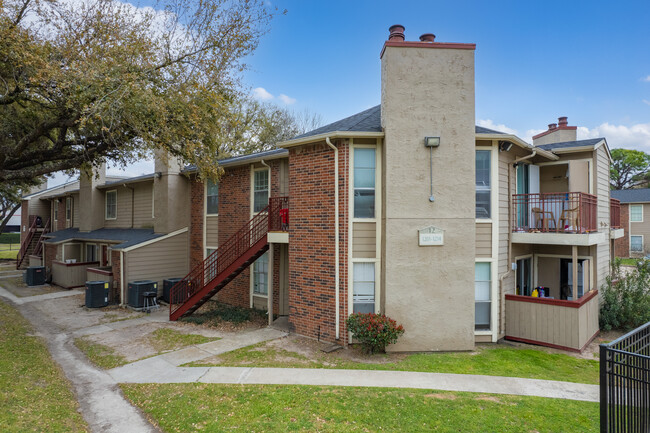 Crescent At Cityview