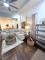 851 N Grand Ave NW in Atlanta, GA - Building Photo