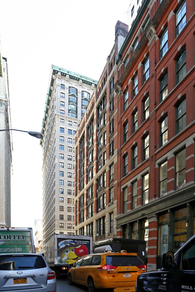 220 Park Ave S in New York, NY - Foto de edificio - Building Photo