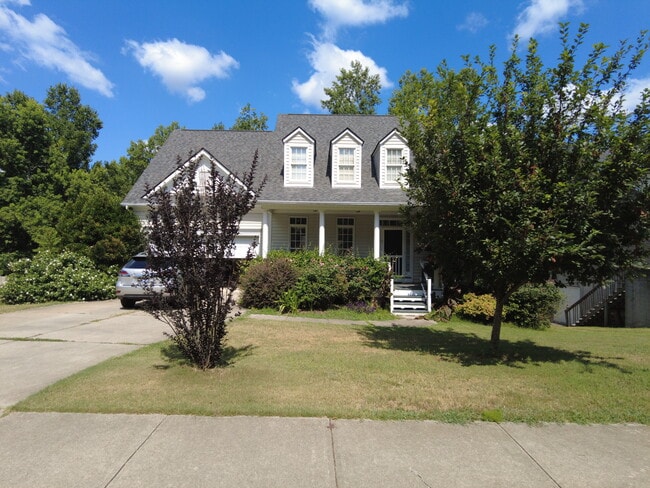 property at 600 Deacon Ridge St
