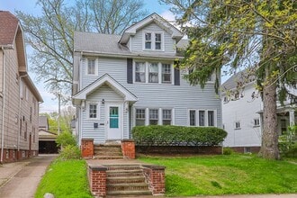 2657 Idlewood Rd in Cleveland Heights, OH - Building Photo - Building Photo